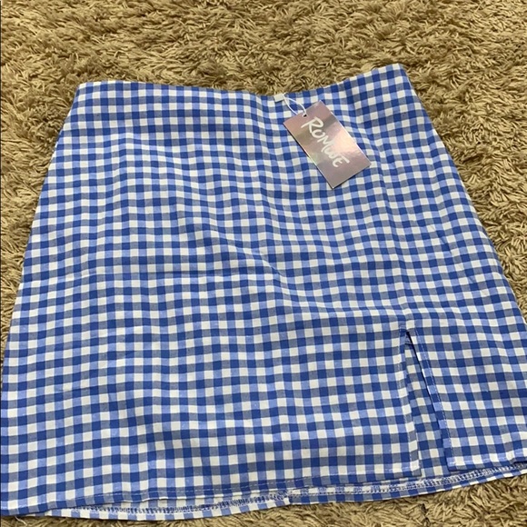 Brand new with tags: Blue checkered Romwe skirt - Picture 1 of 3